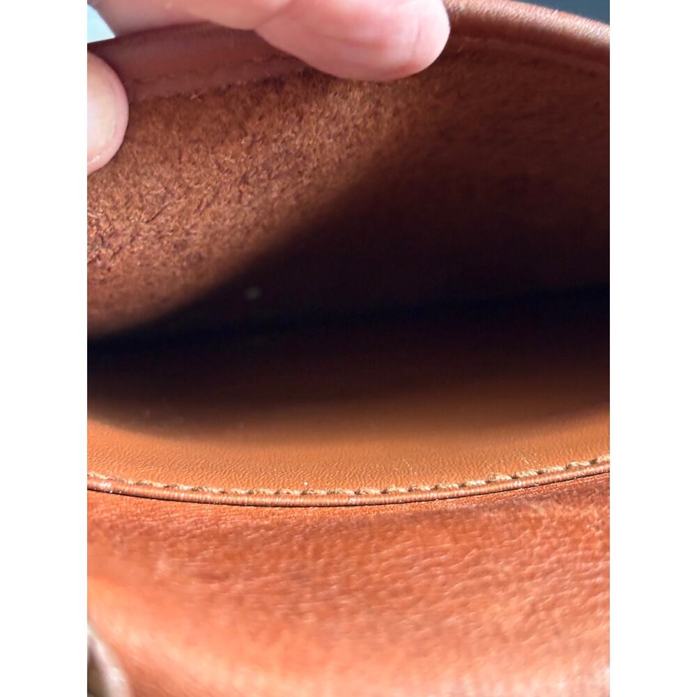 Vintage 90’s Hunt Club camel color leather crossbody bag classic preppy boho - Picture 6 of 7